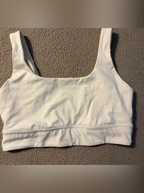 CRZ YOGA White Scoop Neck Sports Bra